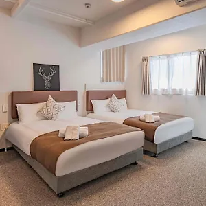 Apartment B&tsutenkaku